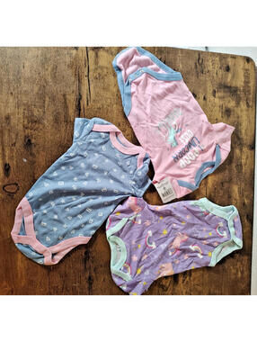 3 Unicorn Bodysuits For Newborn Bundle "I Poop Unicorn Dust And Rainbows"